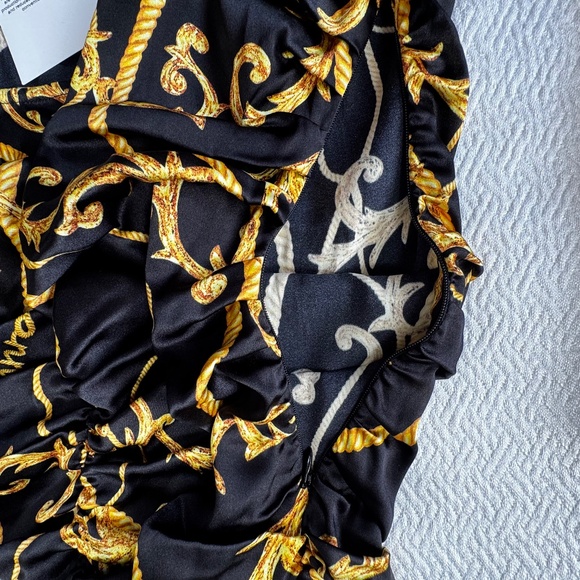 NWT Ganni Silk Stretch Blouse U-neck Gathered Fitted Black & Gold Baroque - Picture 10 of 16